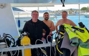 Christophe (MF1 ESBP), Karim (Apprenant ESBP) et Olivier (E2 CVP).